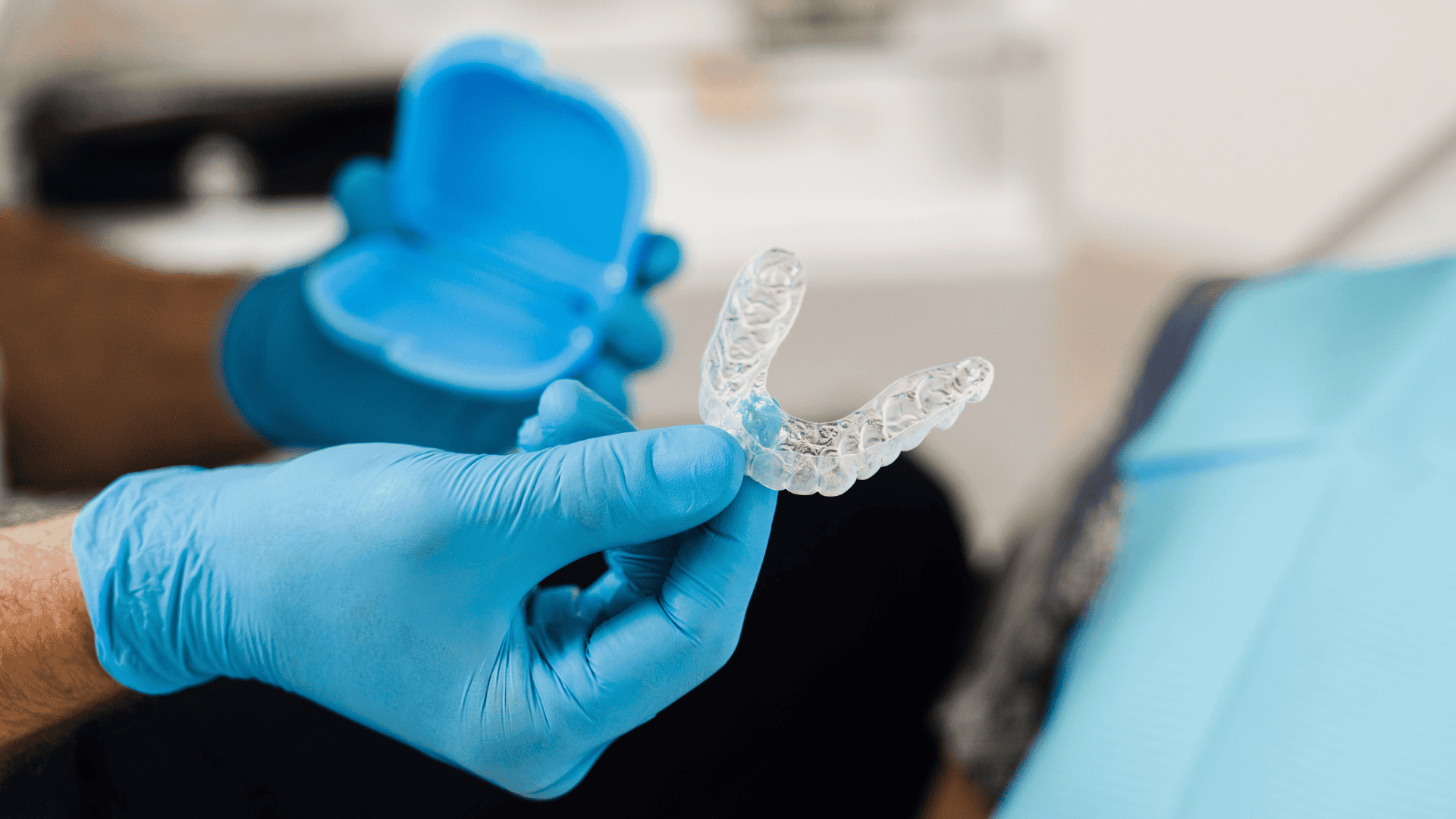 Schienen und Schnarchtherapie